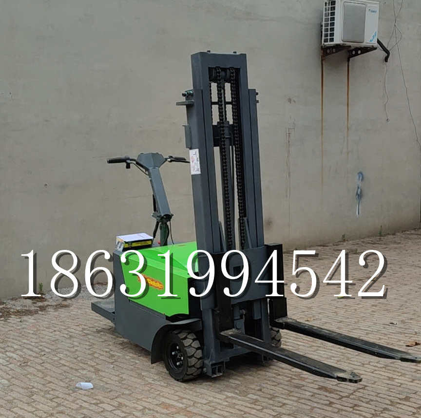 宾县优程全电动叉车插腿式堆高车液压装卸车1.5吨升高小型站驾式铲车